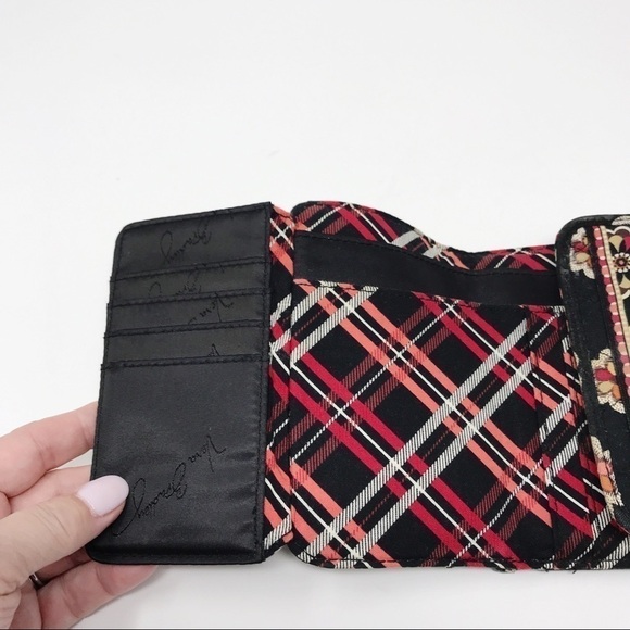Vera Bradley Pirouette Print Trifold Wallet - Picture 7 of 8